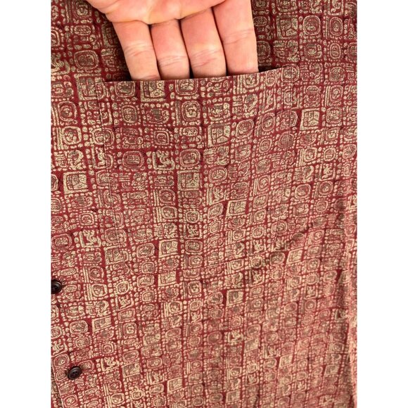 LL Bean Mens Aztec Mayan Cotton Short Sleeve Button-Down Shirt XL Tall XLT Red - Picture 3 of 9